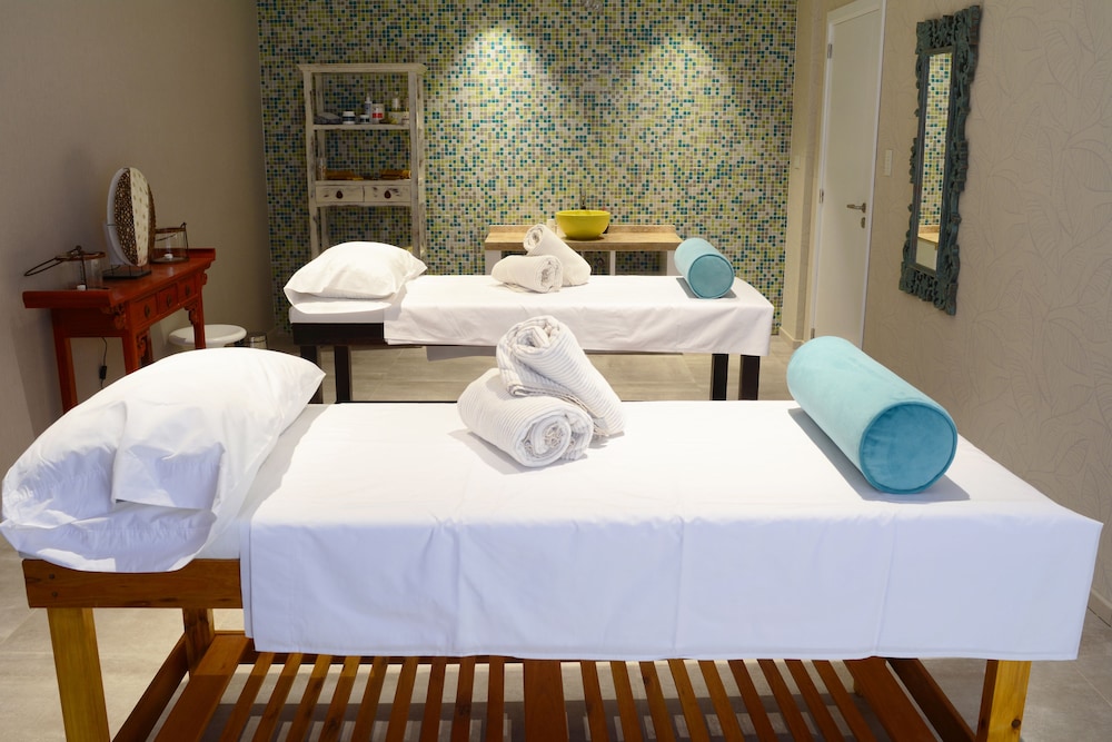 EPIC HOTEL VILLA DE MERLO 27/56