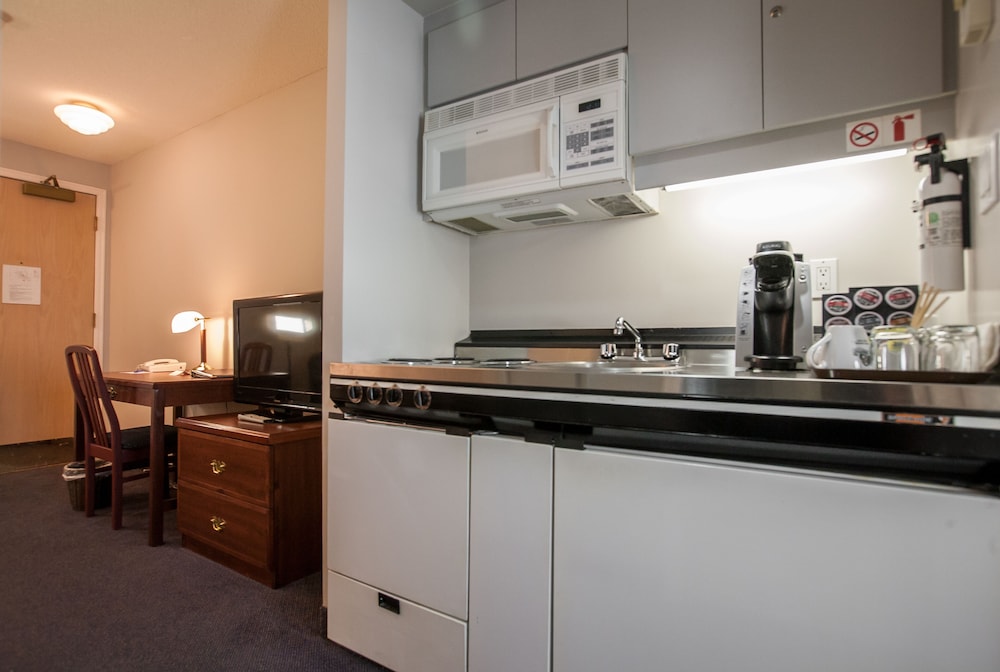 Rosedale On Robson Suite Hotel 29/45