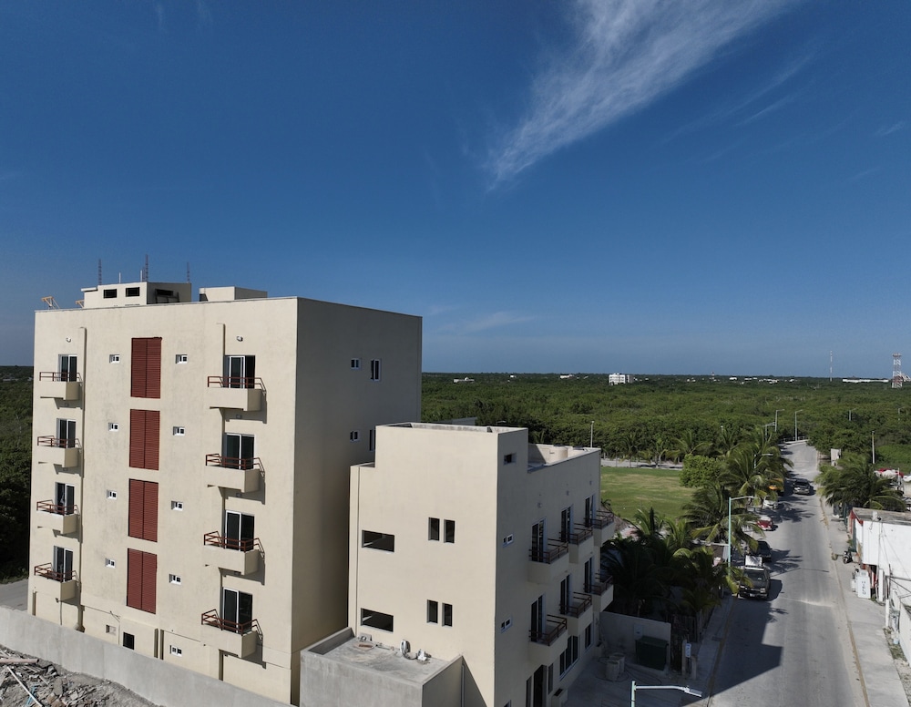 Oneiro Suites 1/41