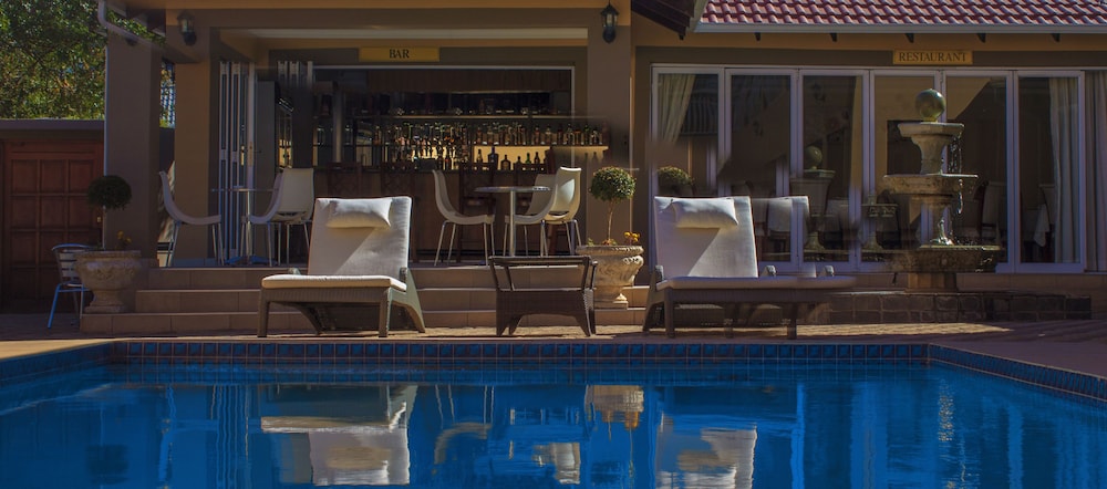 Lakeview Boutique Hotel Conference Centre 1/52