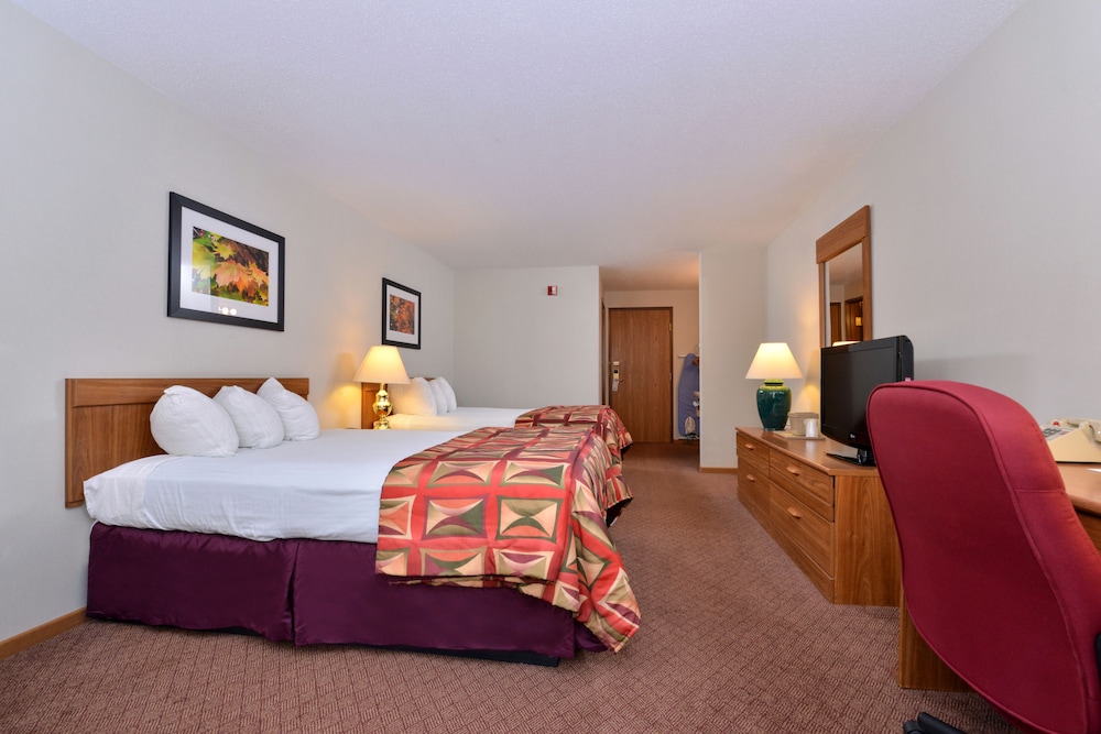 Travelodge by Wyndham Ishpeming/Marquette 20/49