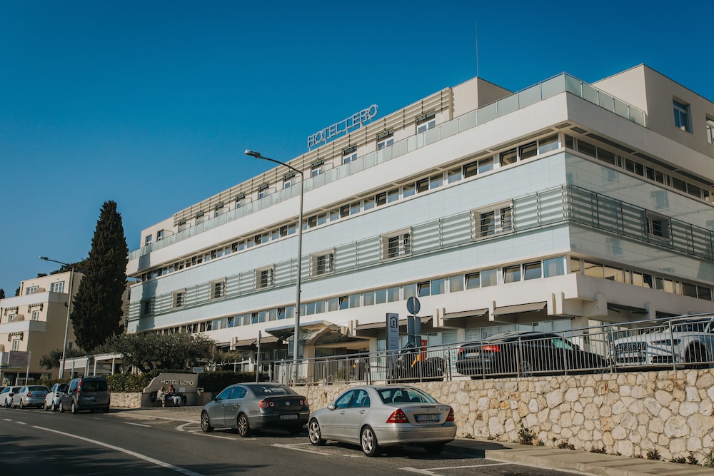 Lero Hotel 78/82