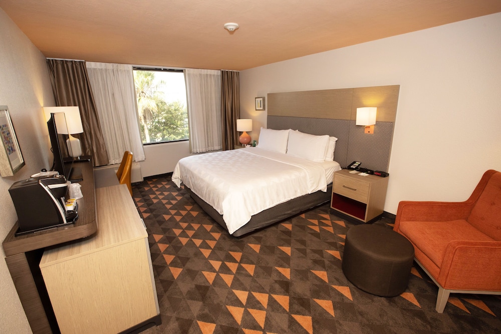 Wyndham Houston Hobby Airport 13/44