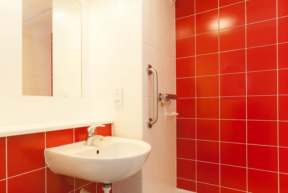 Travelodge London Central Tower Bridge 22/27