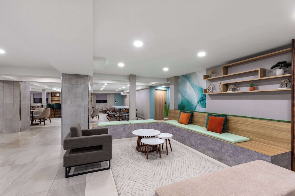 Wyndham Garden Louisville East 22/37