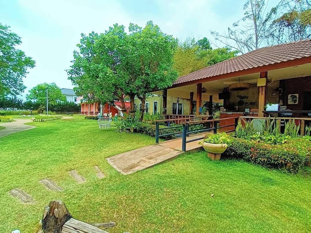 Villa De Bua Resort And Spa At Nan 55/58