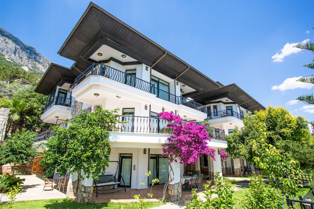 Villa Marine Apart Hotel 2/48
