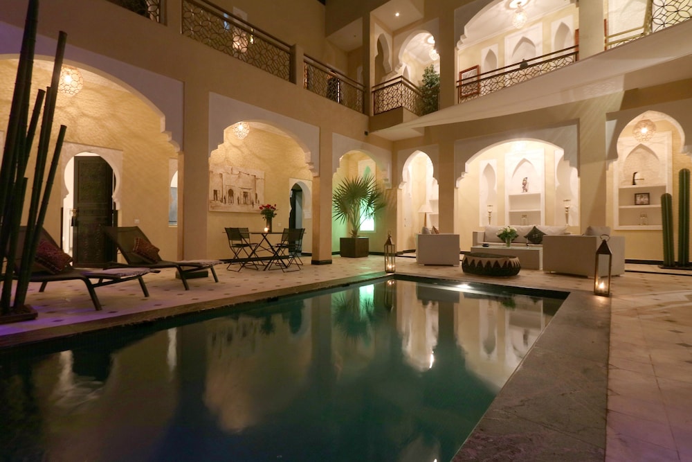 Riad Dar Couscous and spa 62/68
