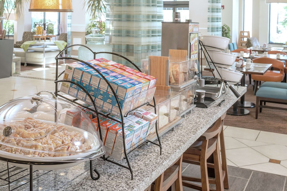 Hilton Garden Inn Plymouth, MA 40/48