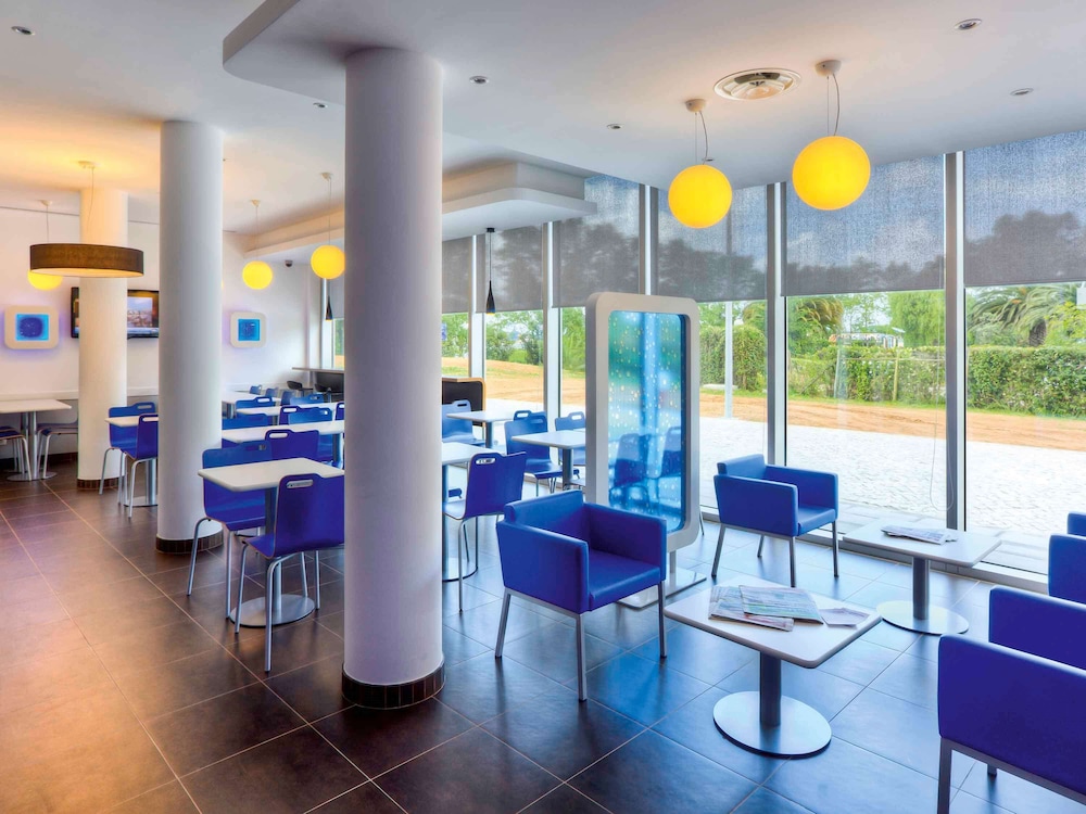 Ibis Budget Porto Gaia 33/50