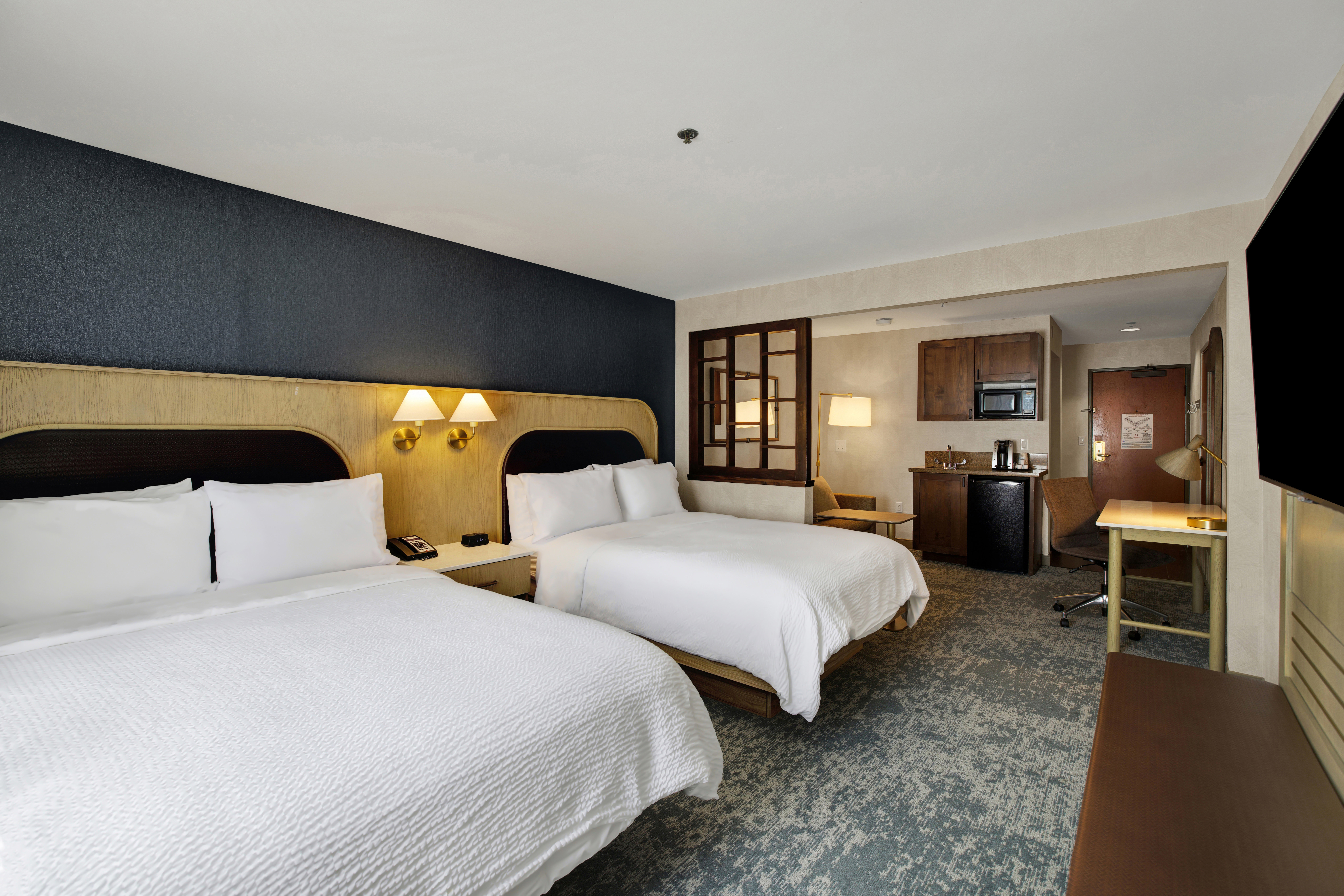 Holiday Inn Express Hotel Suites Carpinteria 22/77
