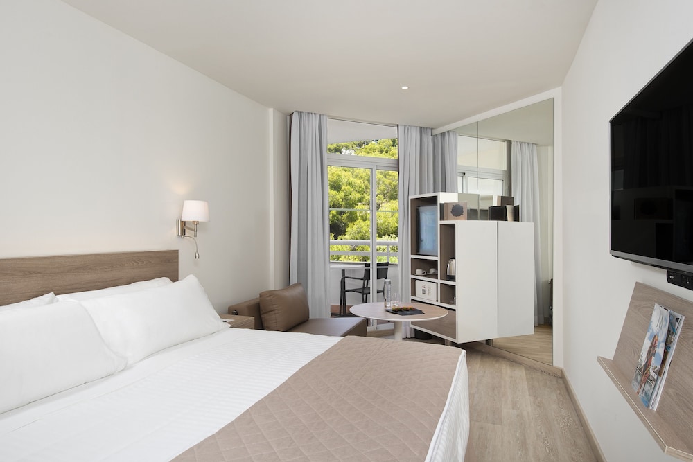 Melia Cala Galdana 15/50