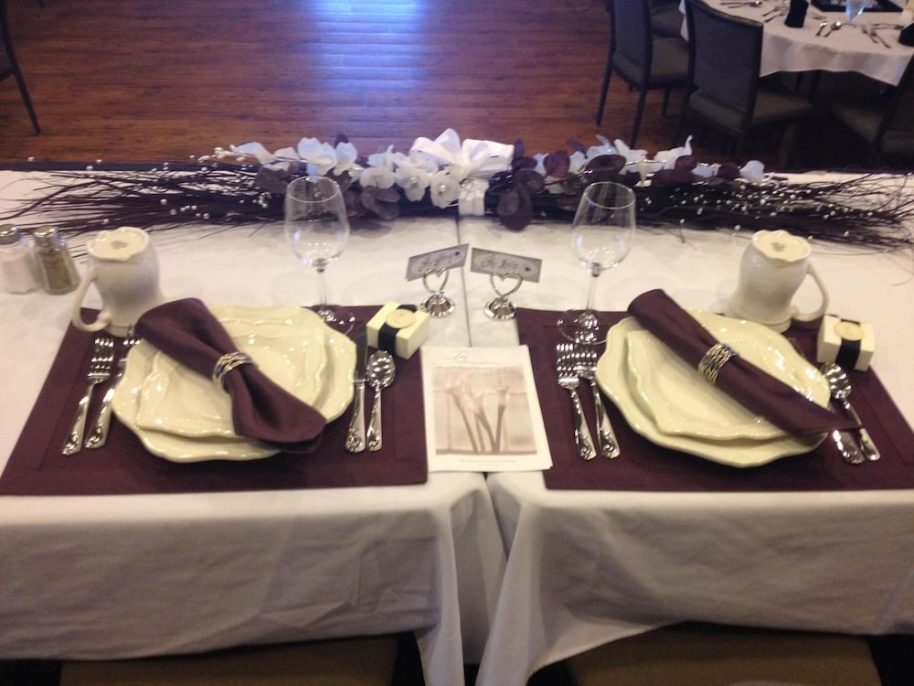 Slave Lake Inn and Conference Centre 40/50