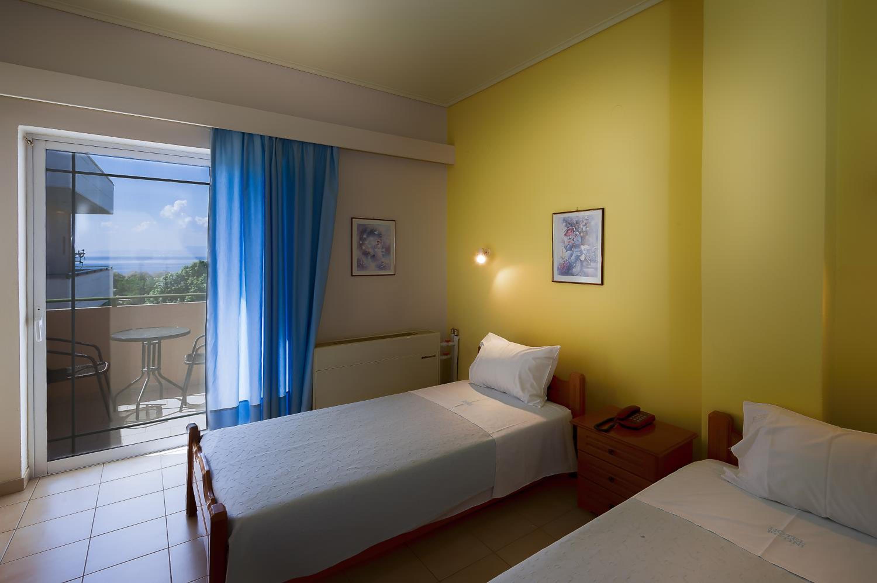 hotel fotini