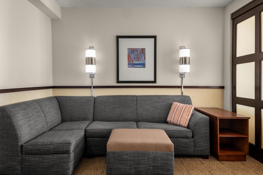 Hyatt Place Memphis/Germantown 37/64