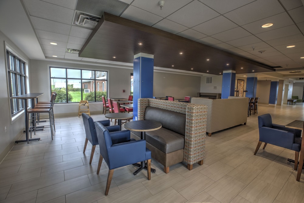 HOLIDAY INN EXPRESS ROCHELLE 49/71