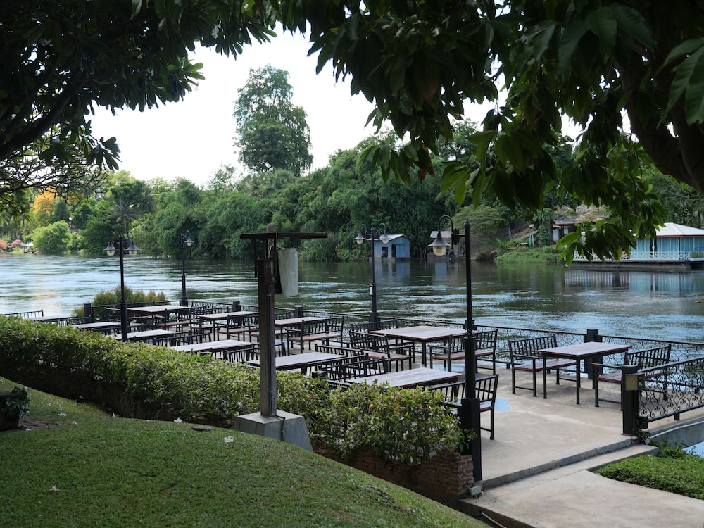 Royal Riverkwai Resort And Spa 43/50