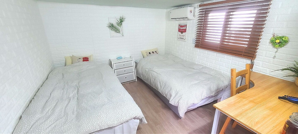 Apple Tree Guest house 14/50