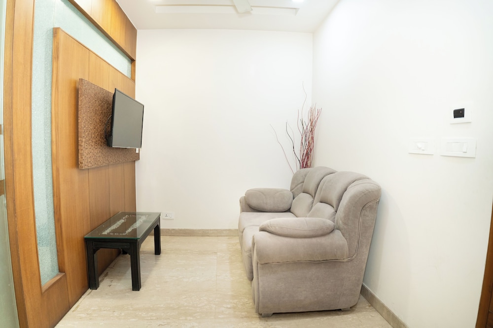 HOTEL GRAND HRIDEY 25/50