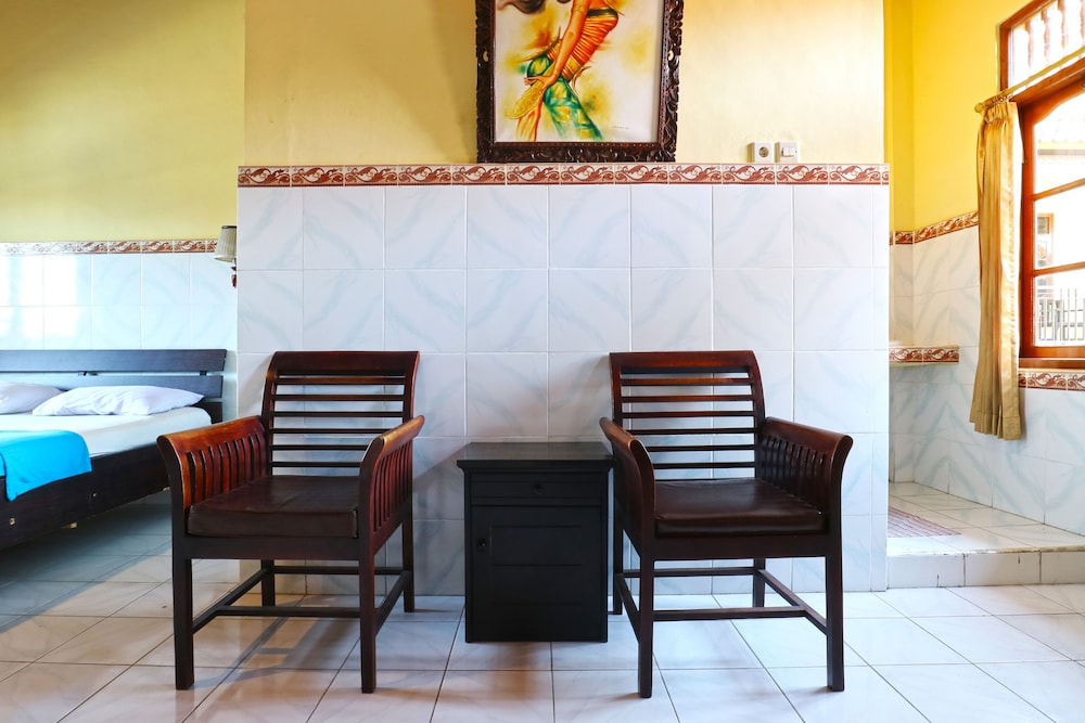 Gora Beach Inn 35/53