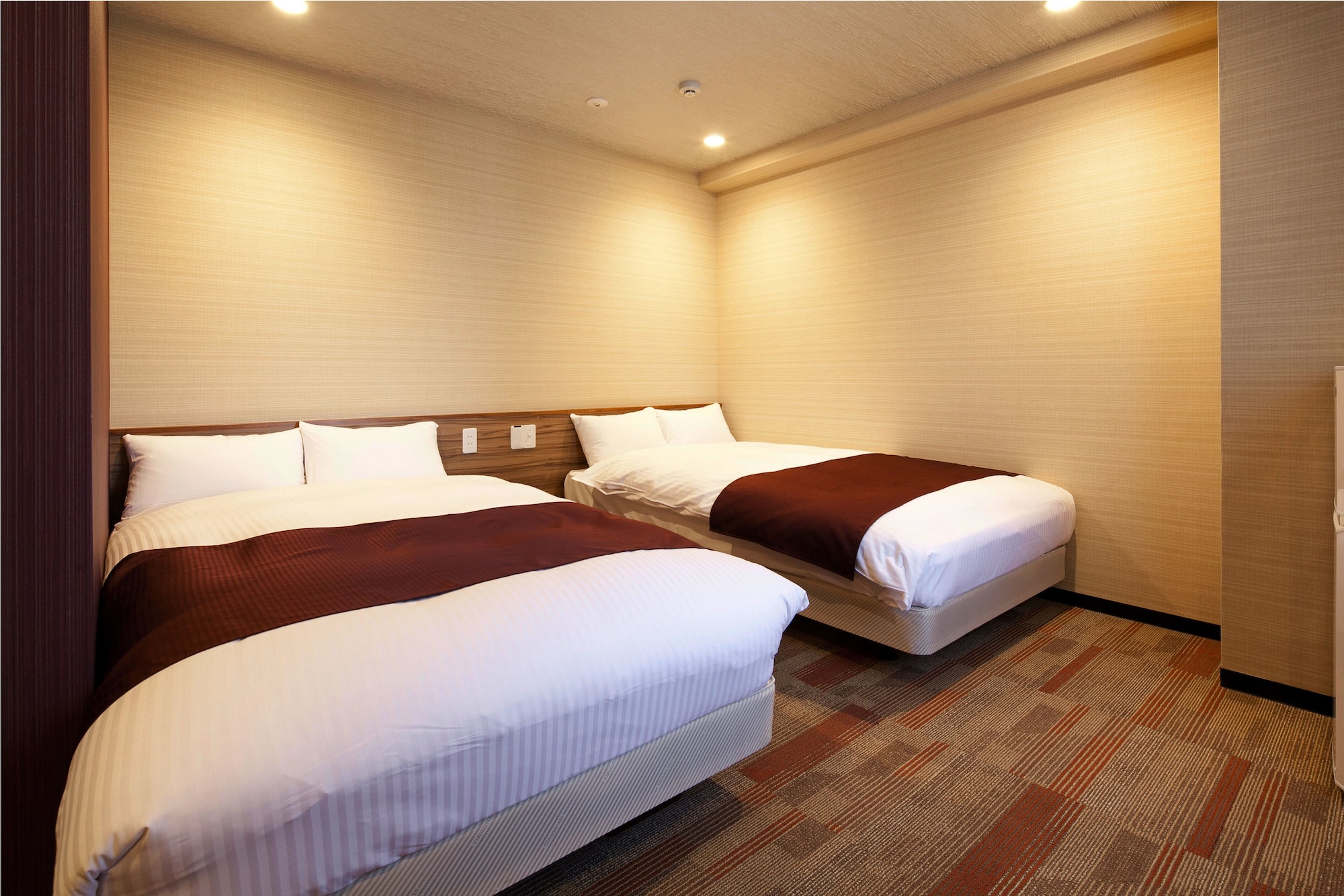 Plus, Twin Beds