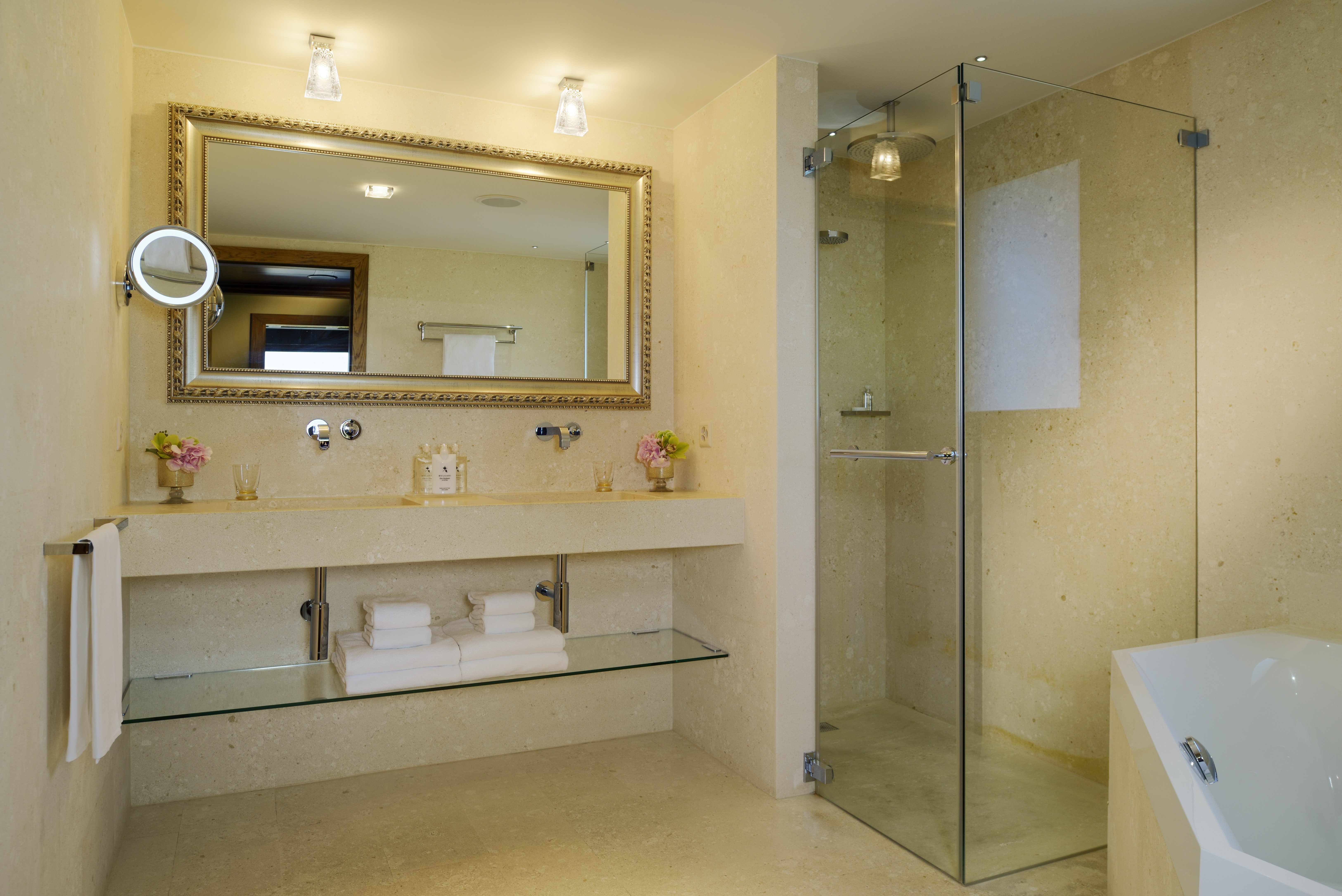 Guarda Golf Hotel & Residences 49/50