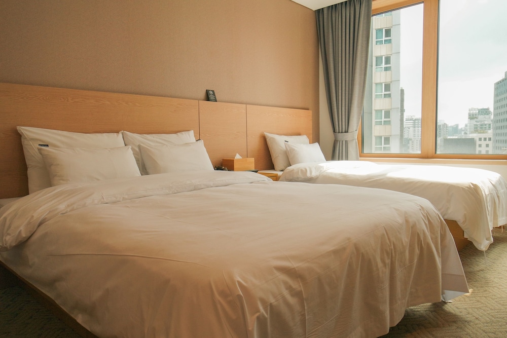 Jongno Lumia Tourist Hotel 30/69