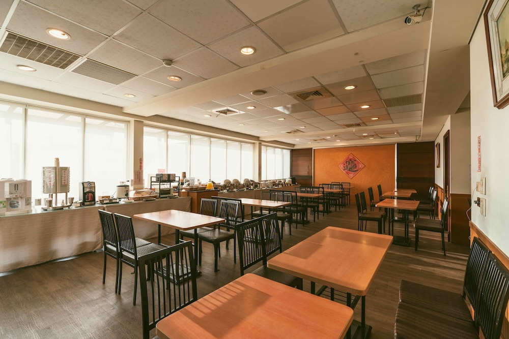 Hwa Nan Hotel 56/70