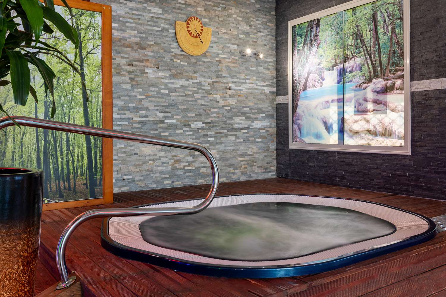 Best Western Hotel & SPA Pau Lescar Aeroport 6/12