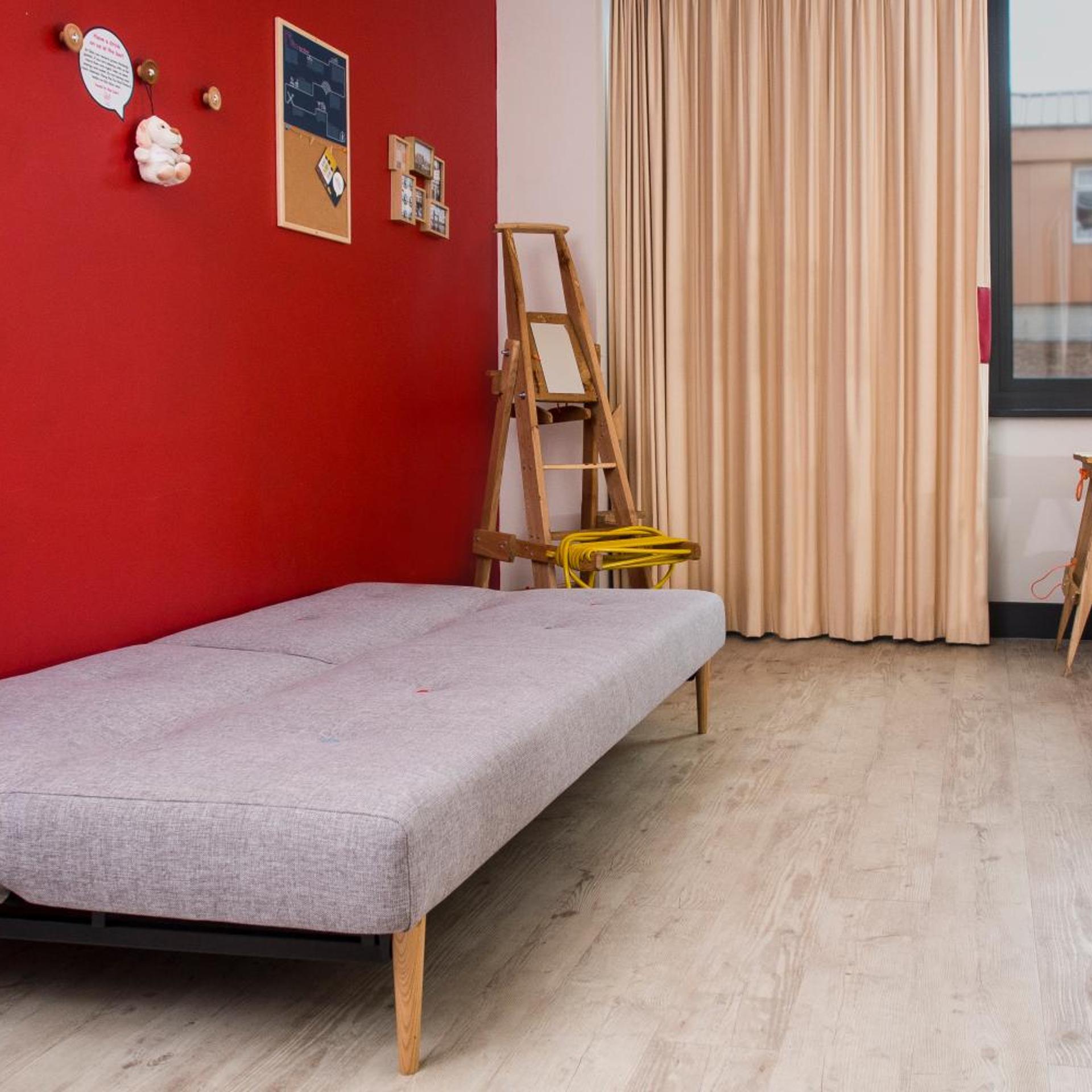 EXECUTIVE, DOUBLE BED