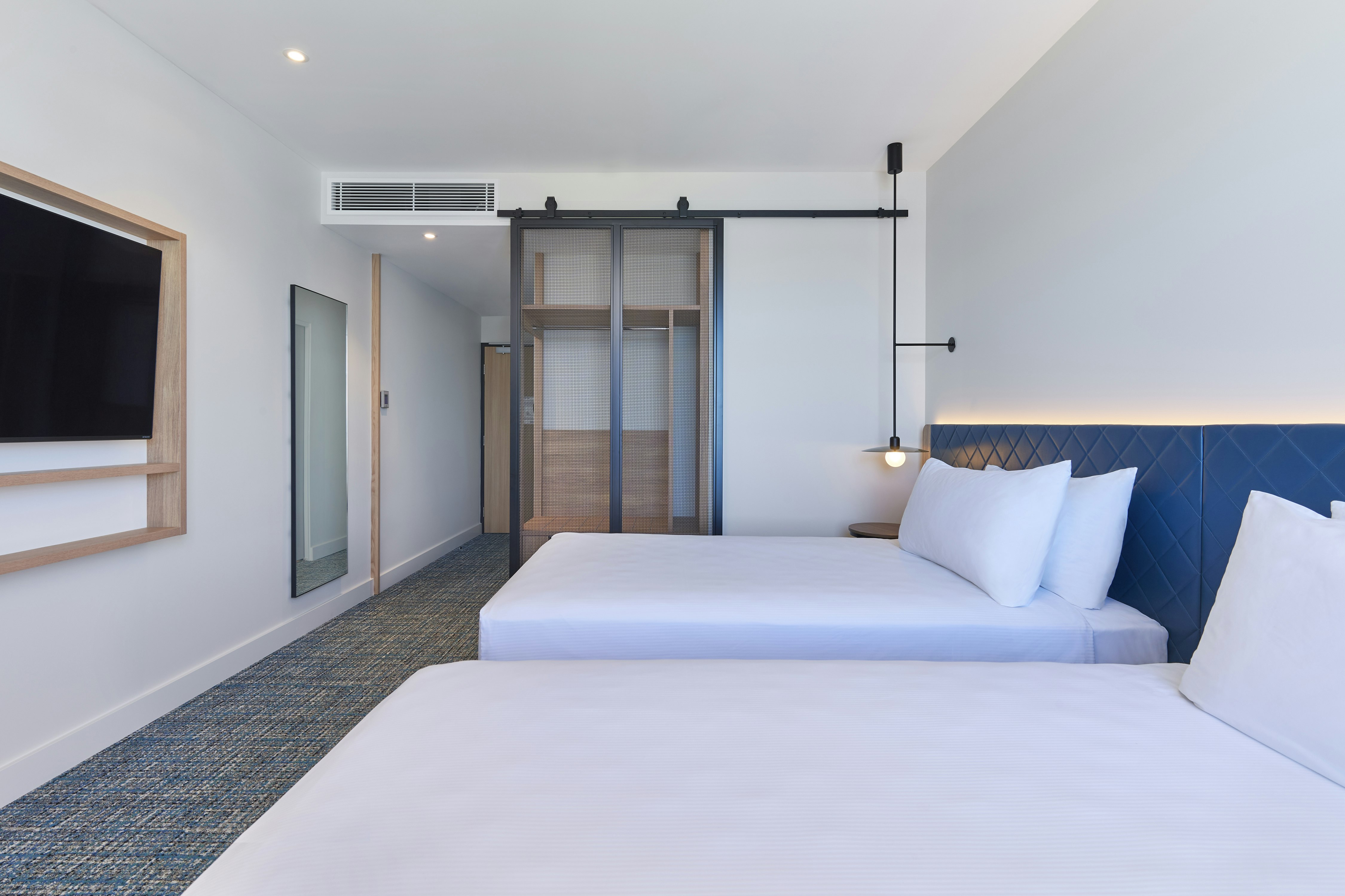 Room, Twin Beds, Partial Harbour View
