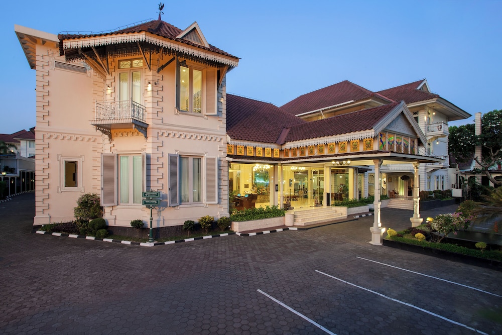 The Phoenix Hotel Yogyakarta - Handwritten Collection 54/61