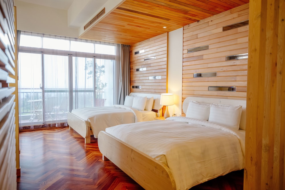Bay Forest Boutique Hotel 47/72