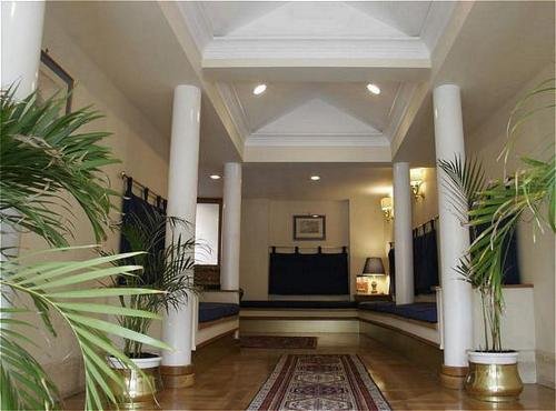 Hotel Leopardi 6/50