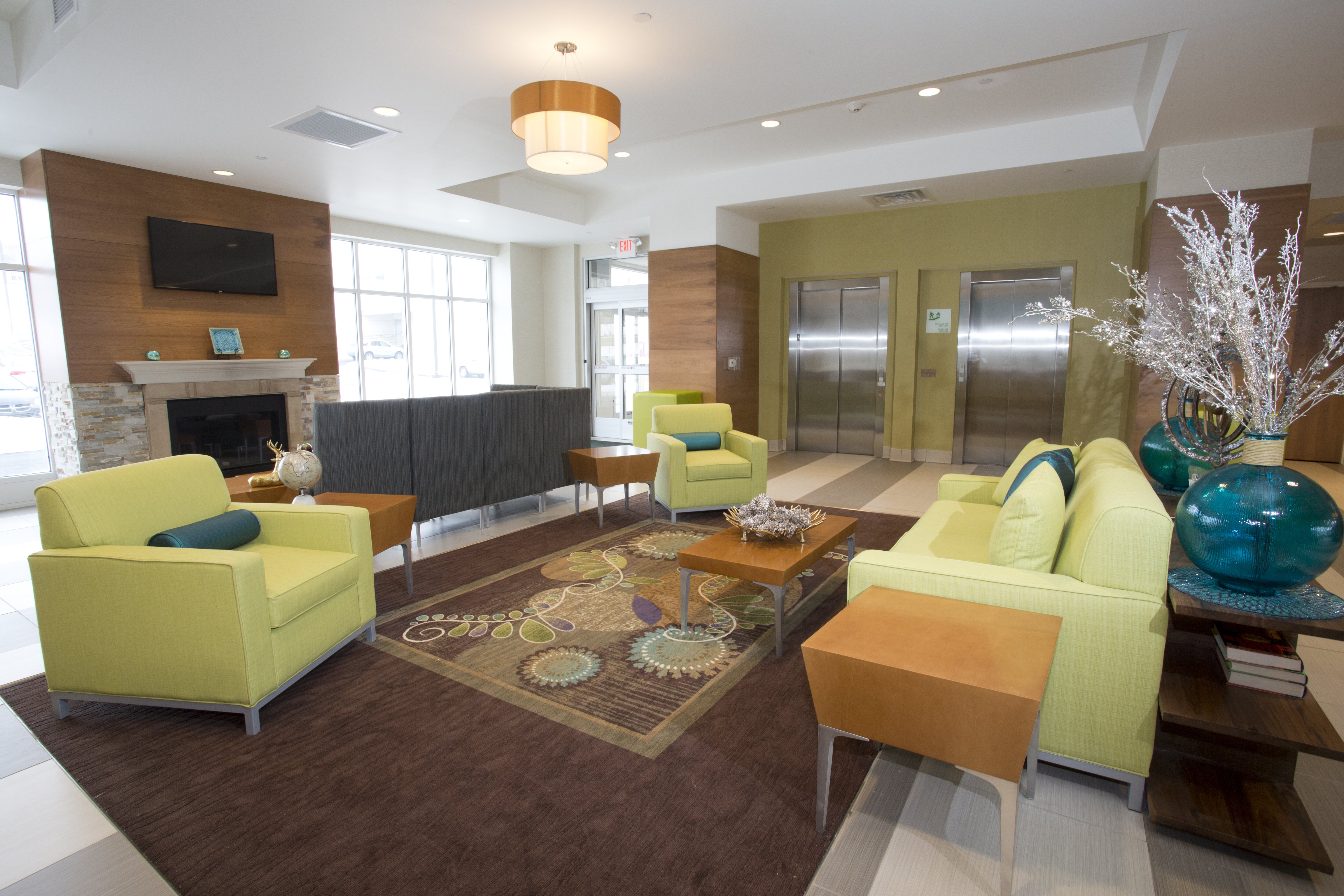 HOLIDAY INN MORGANTOWN UNIVERSITY AREA 21/41