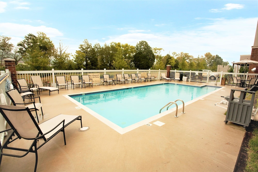Hampton Inn And Suites Huntsville Southeast Hampton Cove Al 24/49