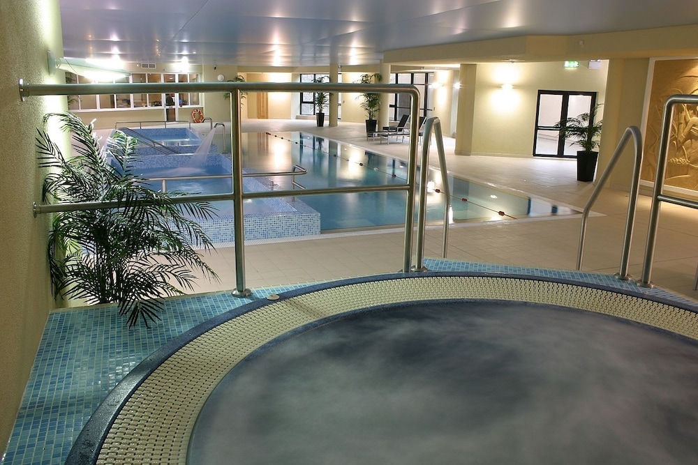Amber Springs Hotel Health Spa 18/50