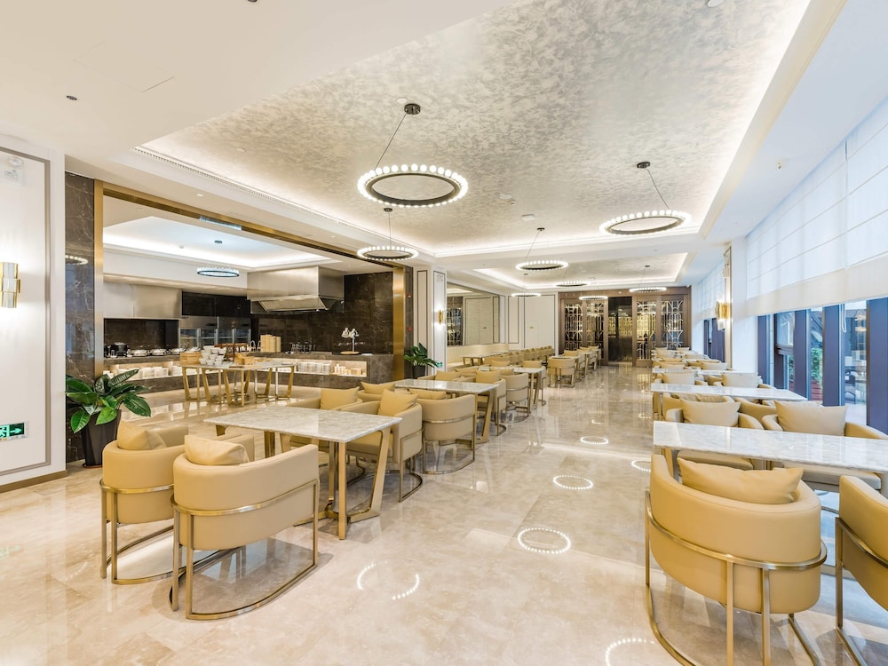 Mercure Changzhou Jintan 26/34