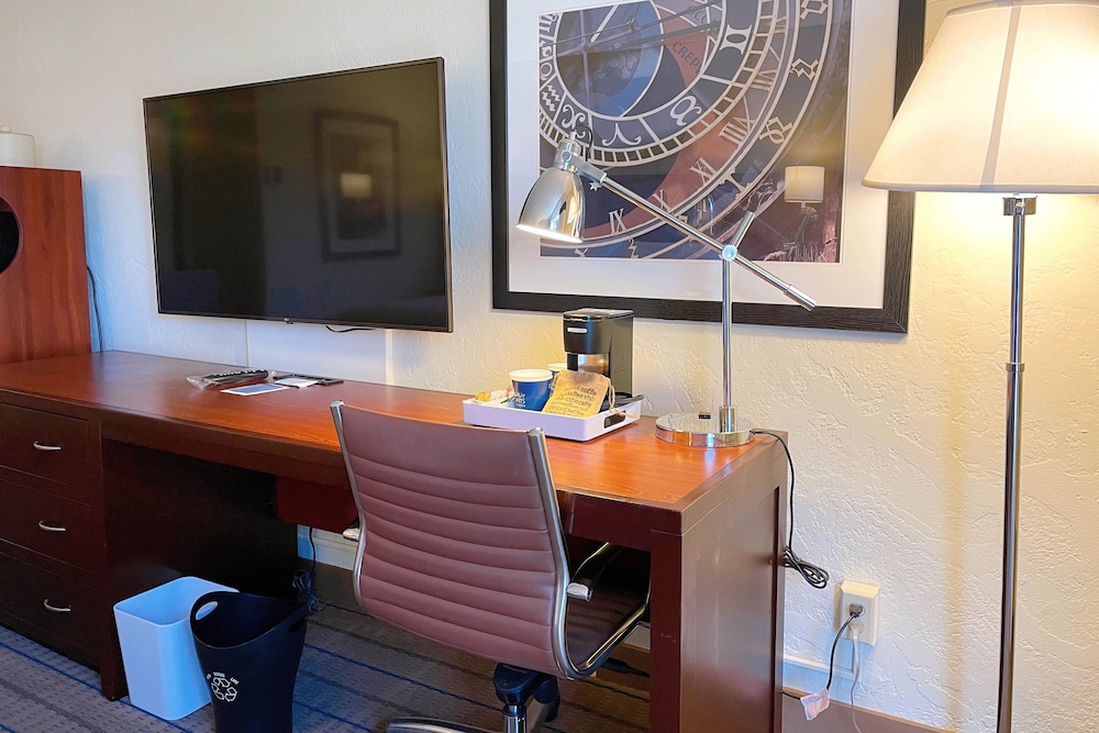 Four Points by Sheraton San Rafael Marin County 44/47