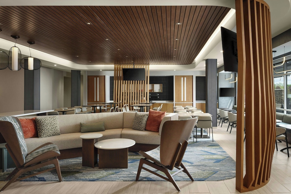 Springhill Suites By Marriott Troy Dayton 13/19