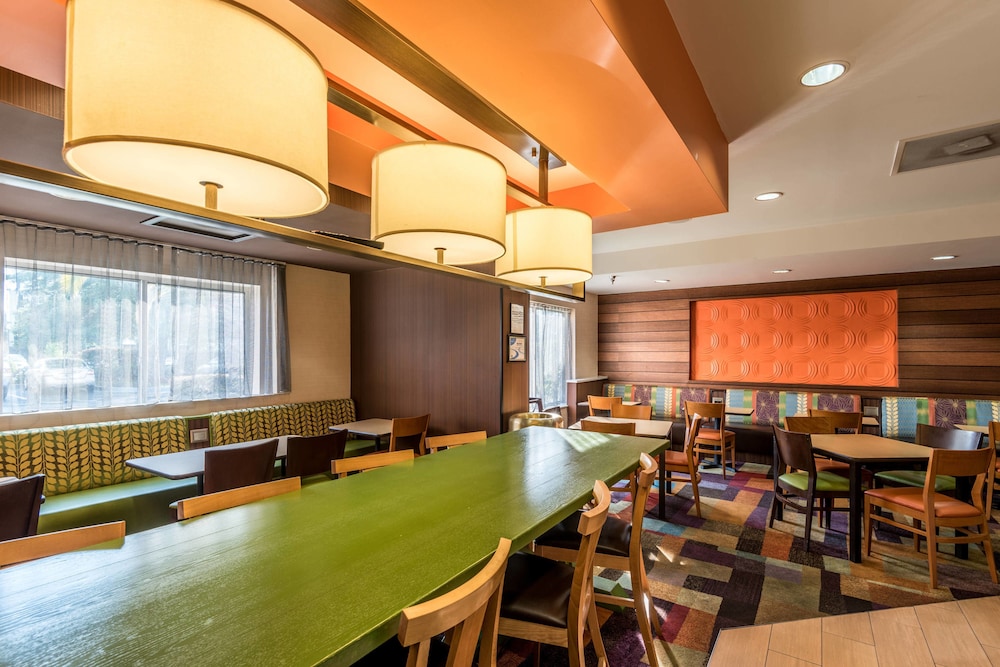 Fairfield Inn By Marriott Savannah I 95 South 21/24