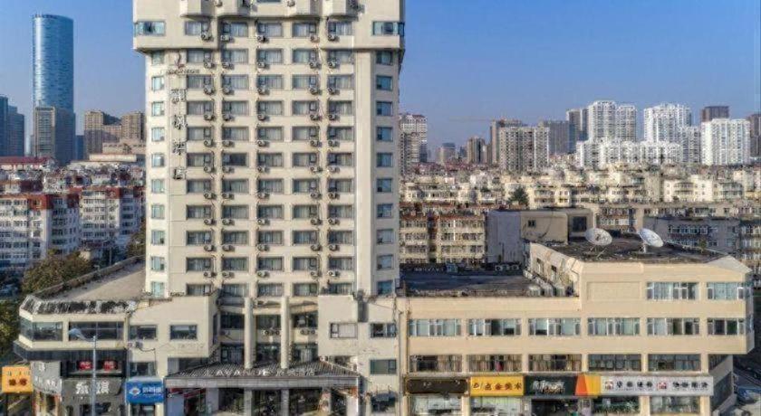 Lavande Hotel Qingdao Wusi Plaza Branch 5/38