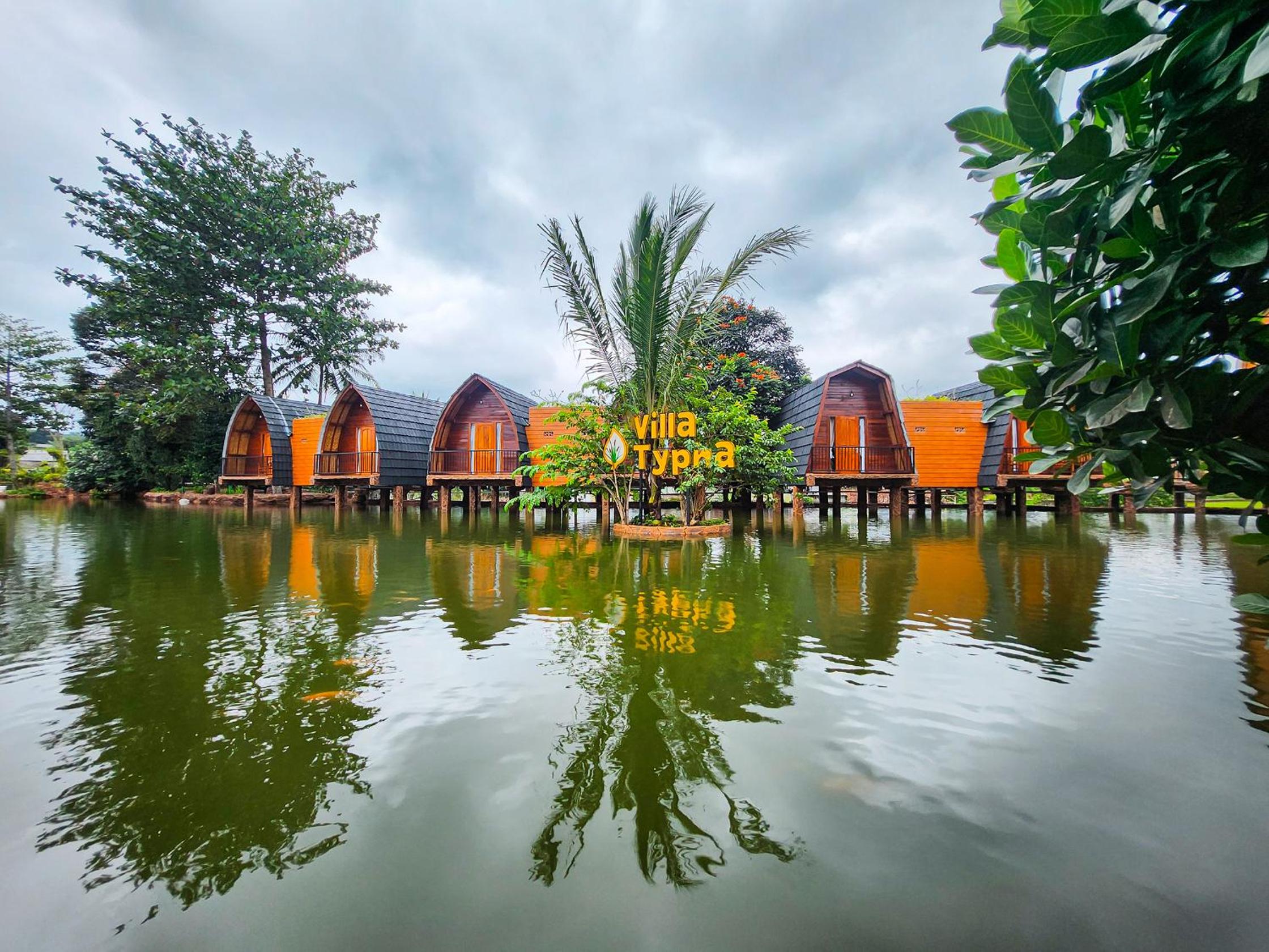 Chevilly Resort And Camp 47/49