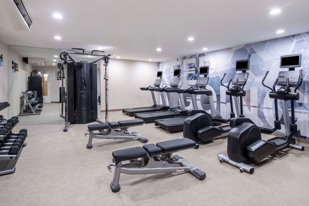 SpringHill Suites Marriott Colorado Springs South 32/59
