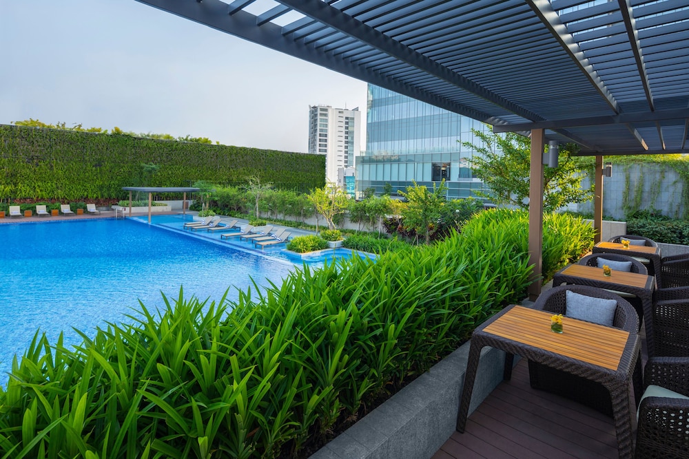 Sedona Suites Ho Chi Minh City 70/73