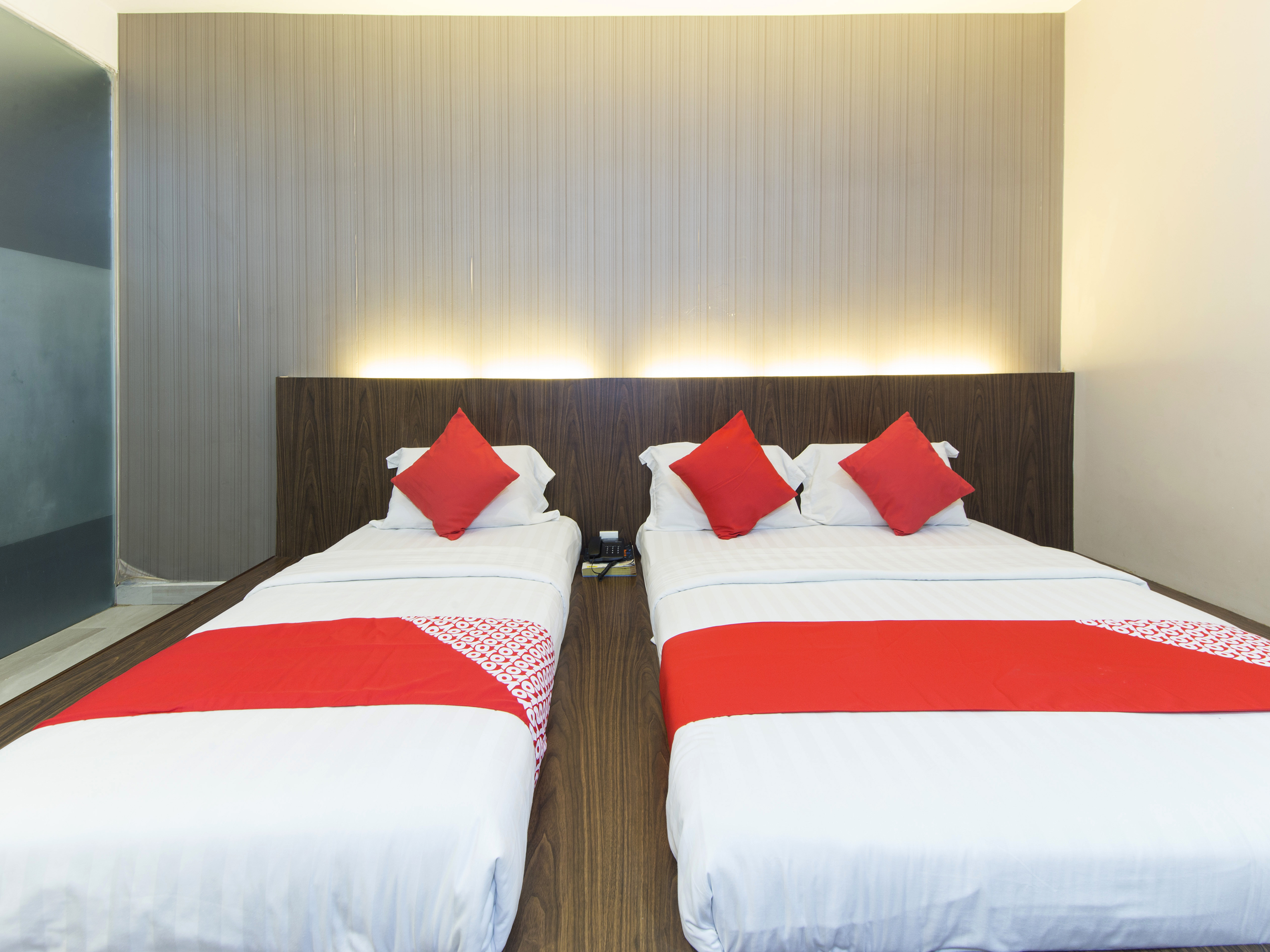 OYO 340 Comfort Hotel 29/41