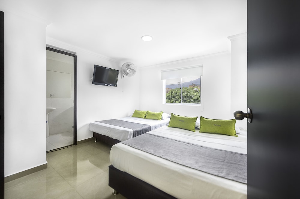 Ayenda 1219 Park 6 14/25