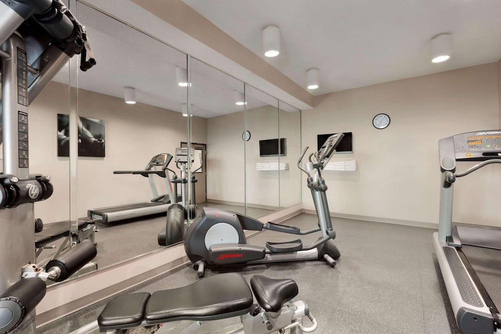 Country Inn Suites By Radisson Warner Robins Ga 30/55