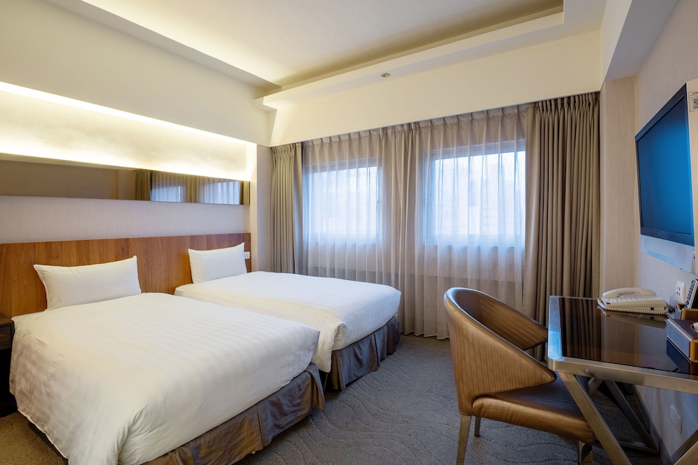 DELUXE, TWIN BEDS