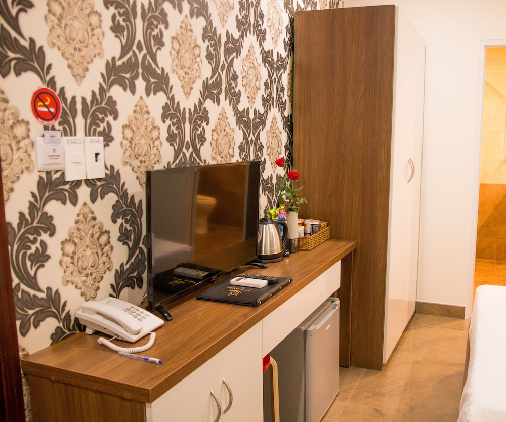 C'Lavie Hotel - Saigon Airport Hotel 5/50